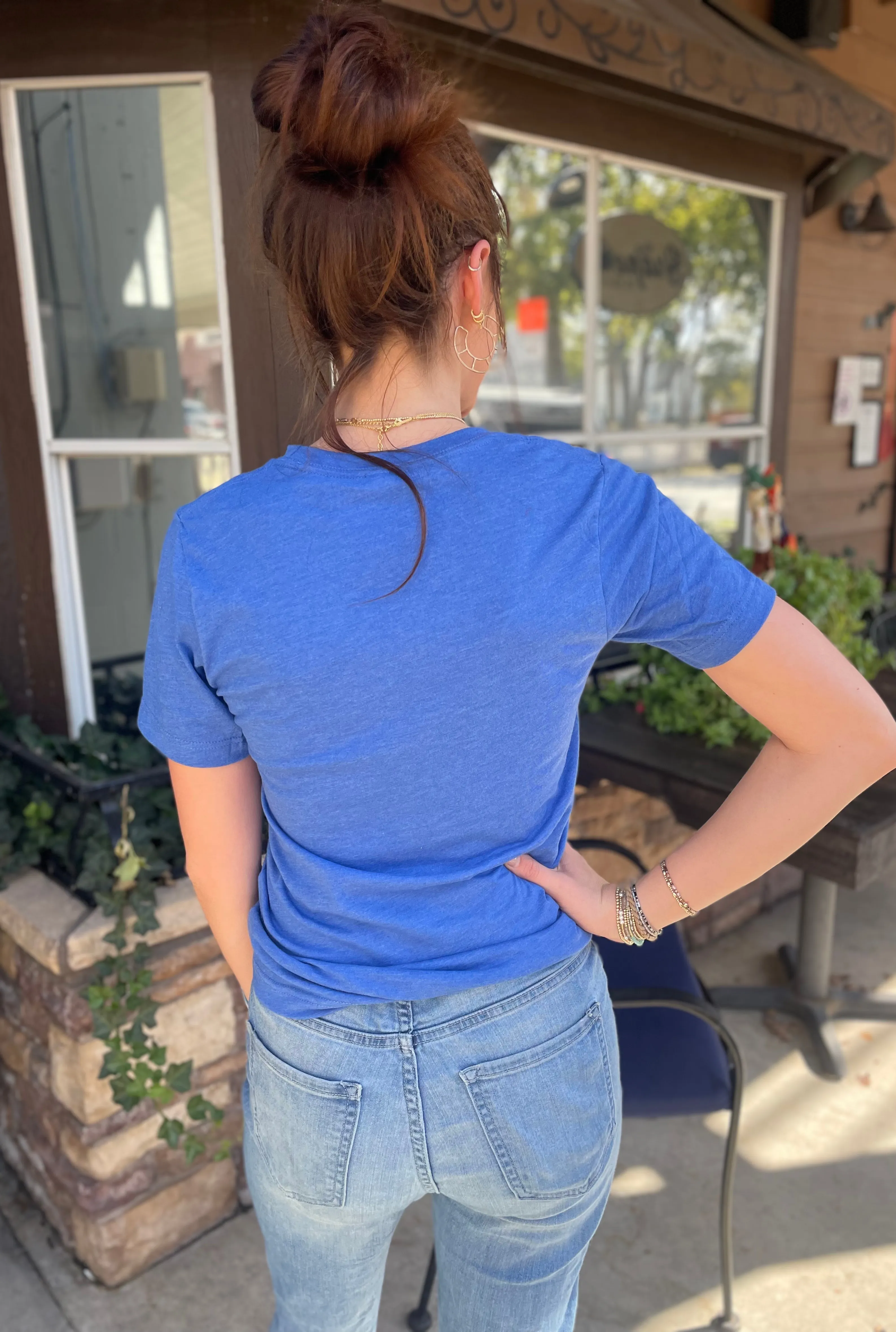 BLUE LIONS GRAPHIC TEE