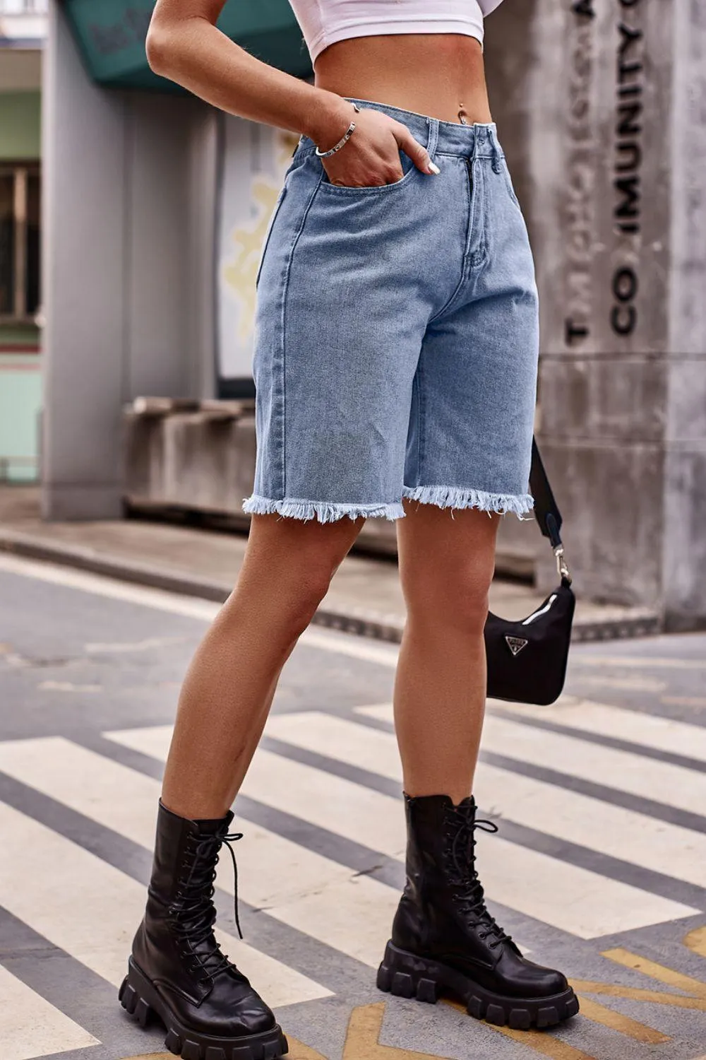 Casual Mid Rise Bermuda Raw Hem Denim Shorts