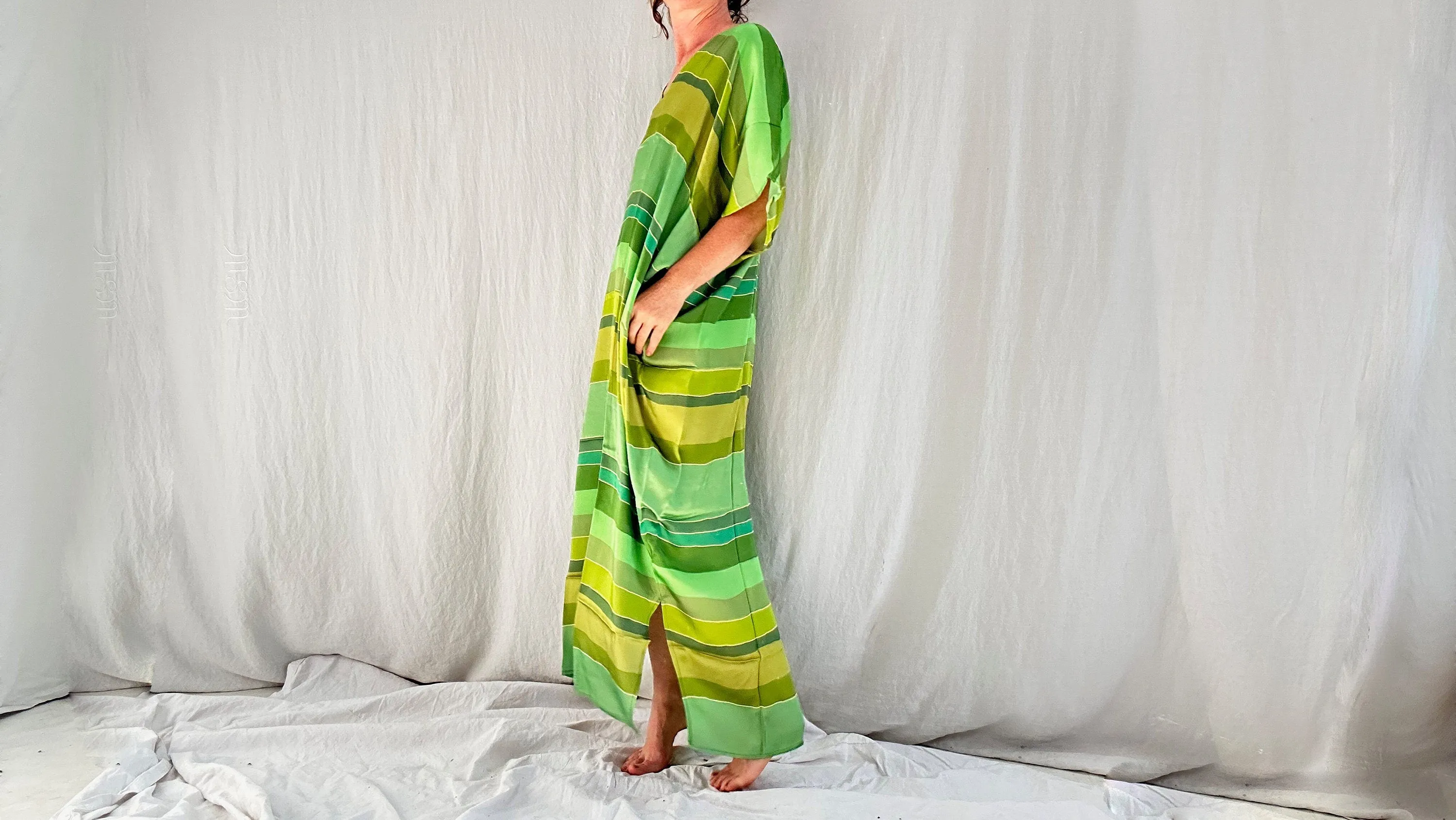 Greens Silk Kaftan. India. One Size.