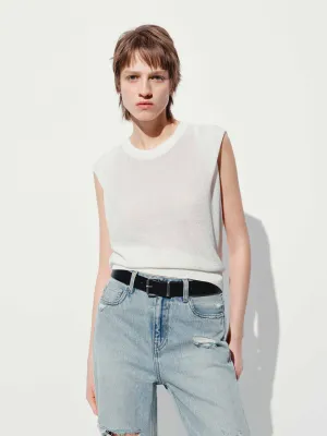 Round Neck Sleeveless Top