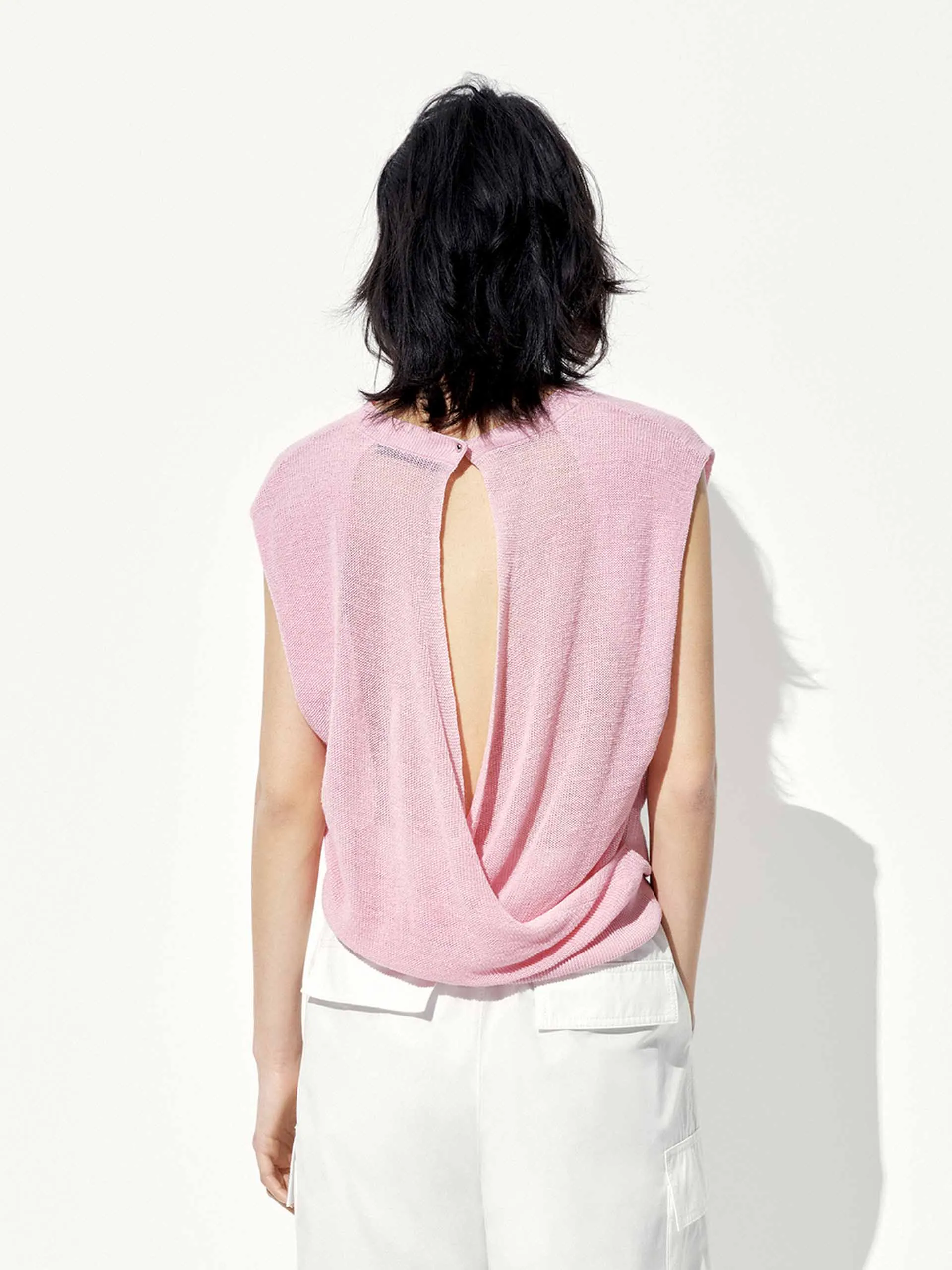 Round Neck Sleeveless Top